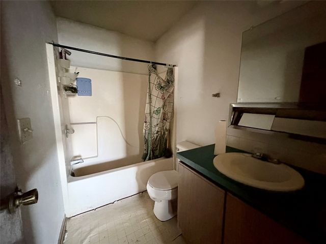 100 NE 5th Court, Grimes, IA 50111