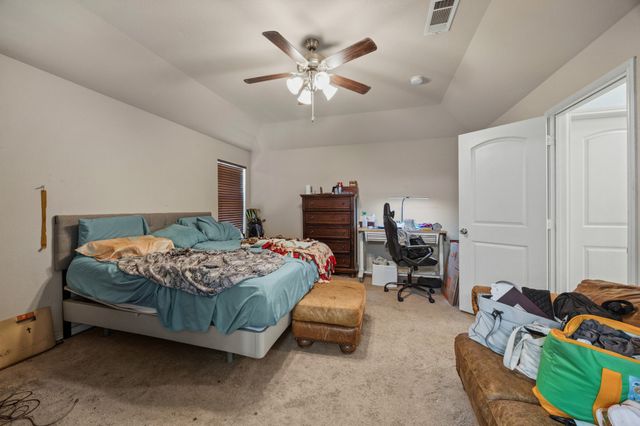 424 Brookhollow Lane, Saginaw, TX 76131