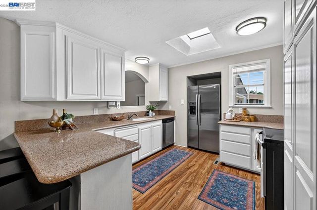 982 Ventura Ave, Livermore, CA 94551
