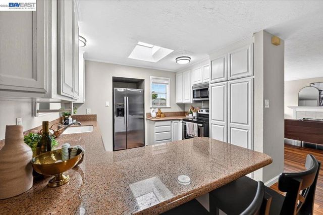 982 Ventura Ave, Livermore, CA 94551