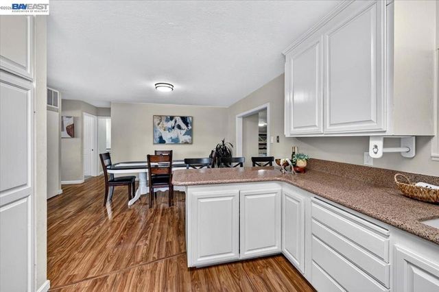 982 Ventura Ave, Livermore, CA 94551