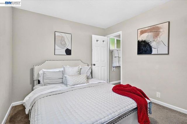 982 Ventura Ave, Livermore, CA 94551