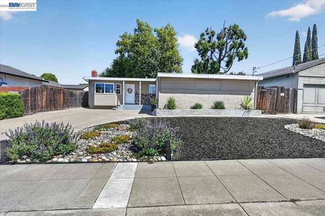 982 Ventura Ave, Livermore, CA 94551