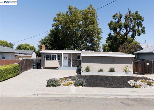 982 Ventura Ave, Livermore, CA 94551