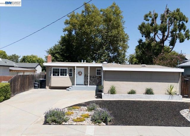 982 Ventura Ave, Livermore, CA 94551