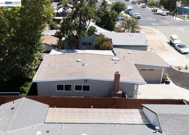 982 Ventura Ave, Livermore, CA 94551