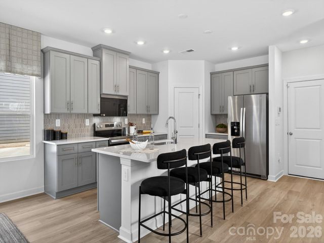 4310 Tintagel Lane, Gastonia, NC 28056