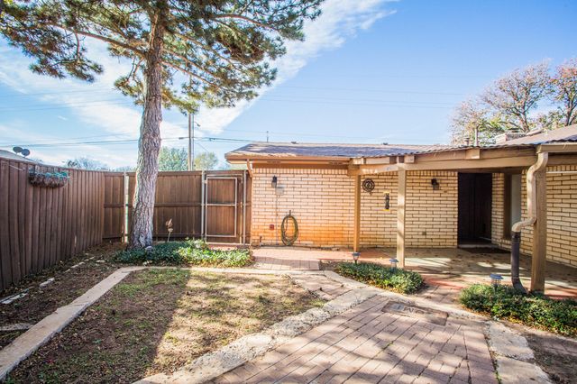 3313 74th Street, 3311 74th 3311 74th, Lubbock, TX 79423