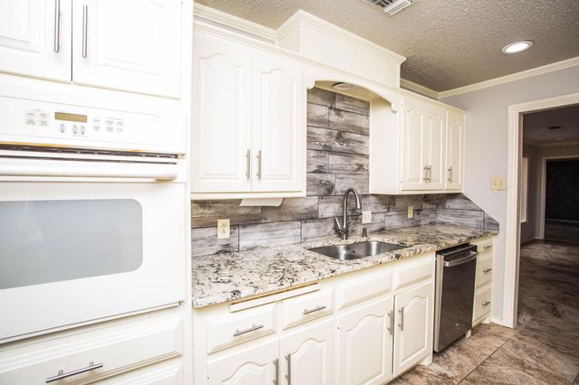 3313 74th Street, 3311 74th 3311 74th, Lubbock, TX 79423