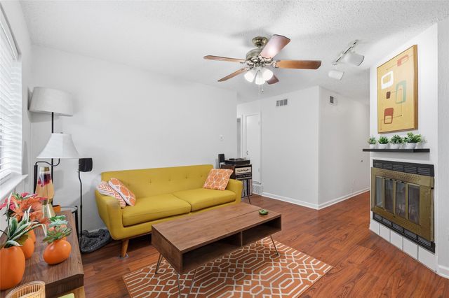 3005 18th Street, Plano, TX 75074