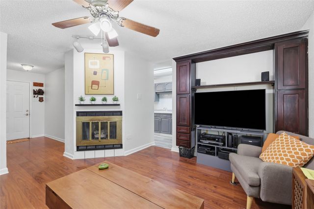 3005 18th Street, Plano, TX 75074