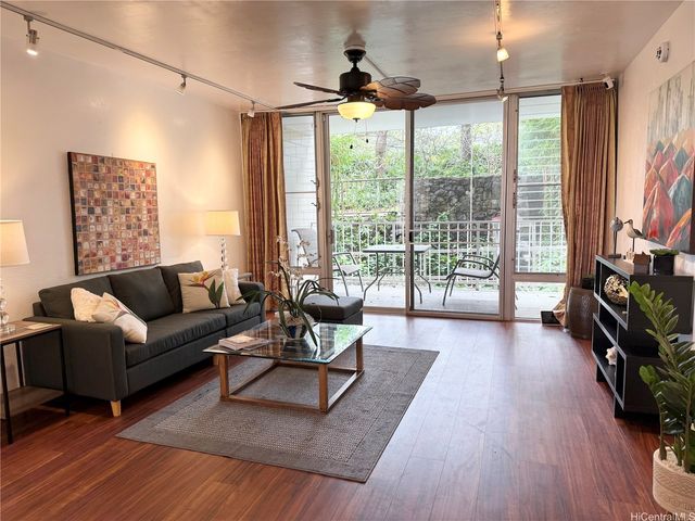 98-703 Iho Place 1-402, Aiea, HI 96701