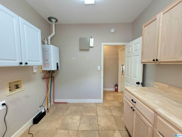 2031 ARROWHEAD DRIVE, Sylacauga, AL 35150