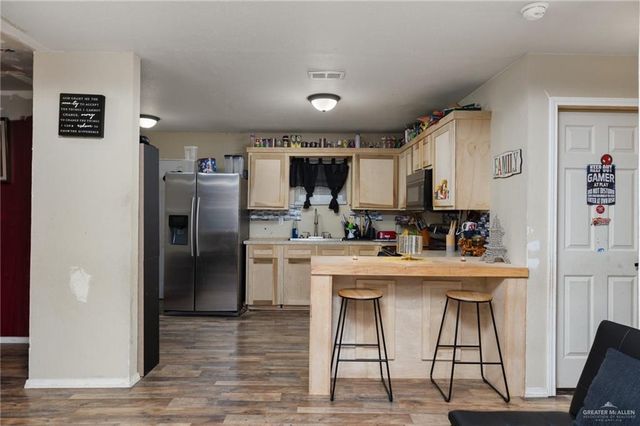 9913 Daniec, Edinburg, TX 78542