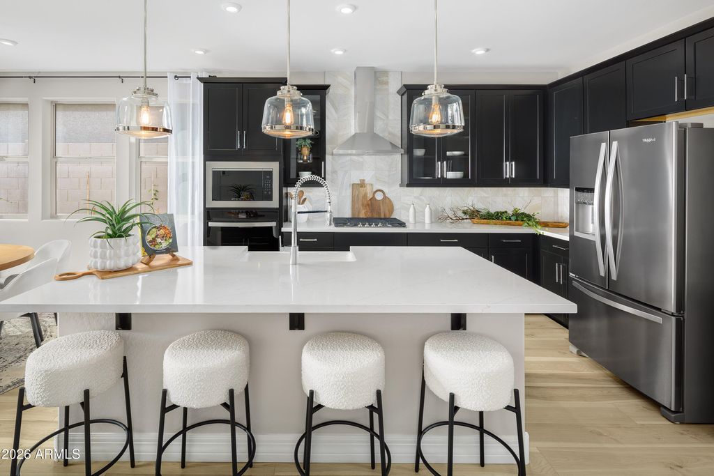 Image 4 of property listing at 33266 N 134TH Lane, Peoria, AZ 85383