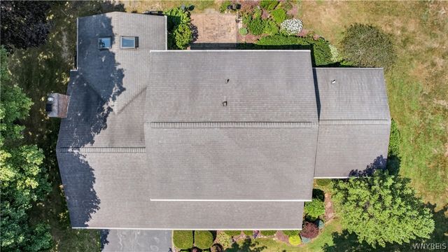 11700 Whitetail Drive, Marilla, NY 14102