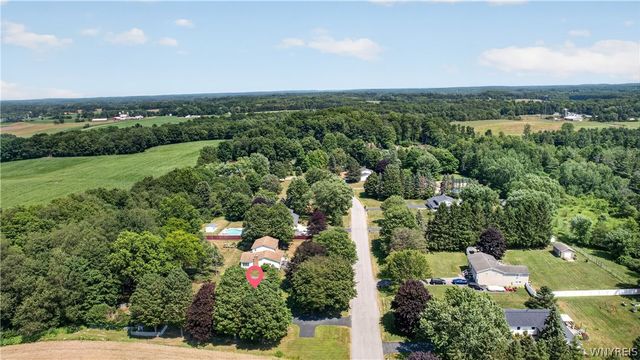 11700 Whitetail Drive, Marilla, NY 14102