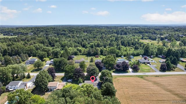 11700 Whitetail Drive, Marilla, NY 14102