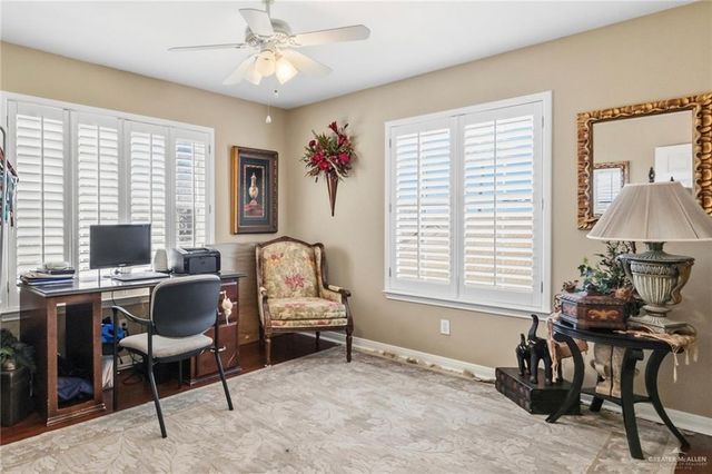 3509 Plazas Del Lago Drive, Edinburg, TX 78539