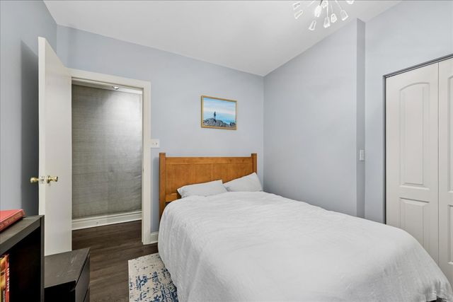 3750 N Lake Shore Drive 1D, Chicago, IL 60613