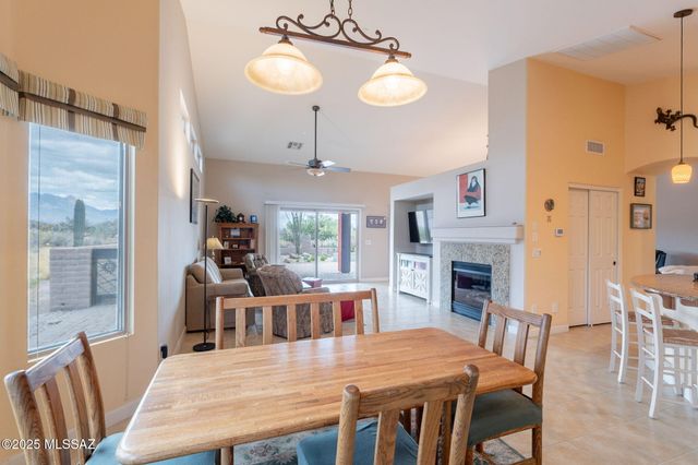 2740 E Ponce Court, Green Valley, AZ 85614