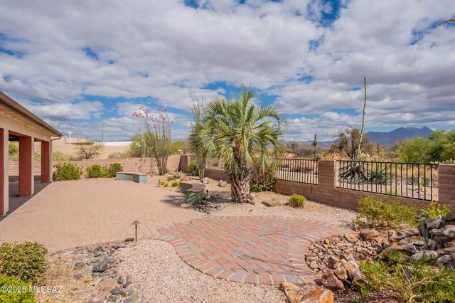 2740 E Ponce Court, Green Valley, AZ 85614
