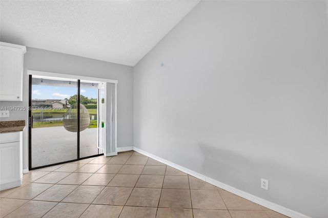 6043 Sunberry Circle, Boynton Beach, FL 33437