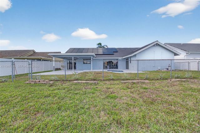 6043 Sunberry Circle, Boynton Beach, FL 33437