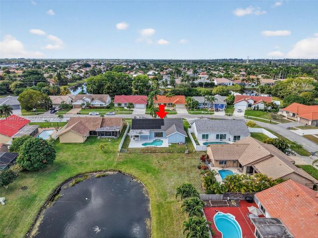 6043 Sunberry Circle, Boynton Beach, FL 33437