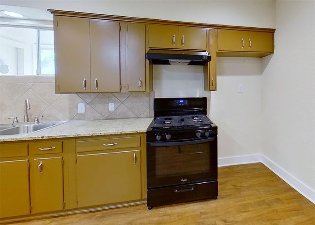 2107 Magnolia DR B, Round Rock, TX 78664