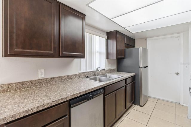 12240 CONNECTICUT WOODS COURT, Orlando, FL 32824