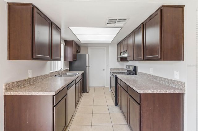 12240 CONNECTICUT WOODS COURT, Orlando, FL 32824