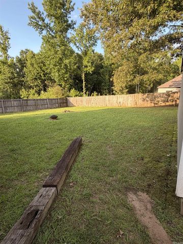 131 Weathering Drive, Austin, AR 72007