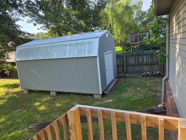 131 Weathering Drive, Austin, AR 72007