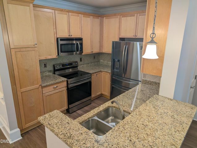 501 Finsbury Street 204, Durham, NC 27713