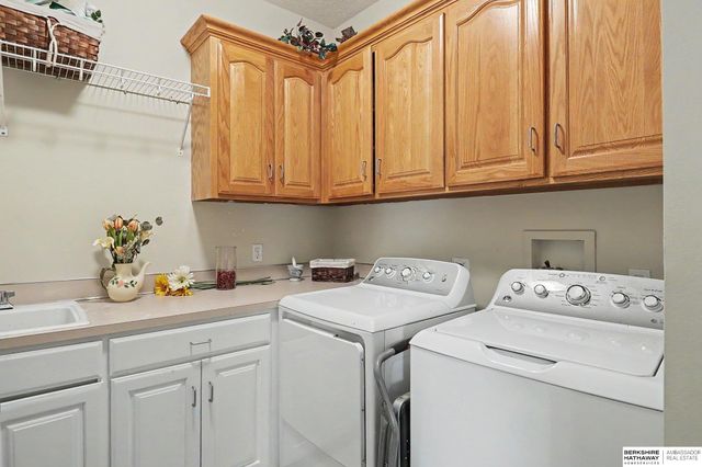 18422 Ontario Street, Omaha, NE 68130