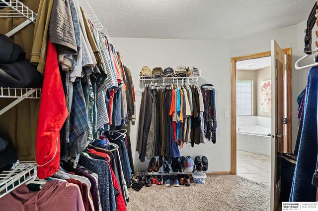 18422 Ontario Street, Omaha, NE 68130
