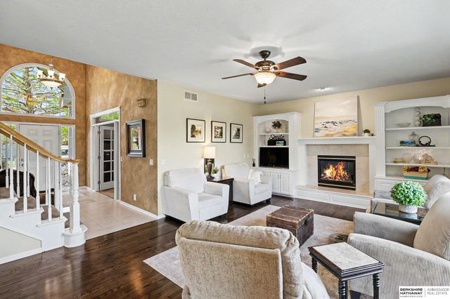 18422 Ontario Street, Omaha, NE 68130