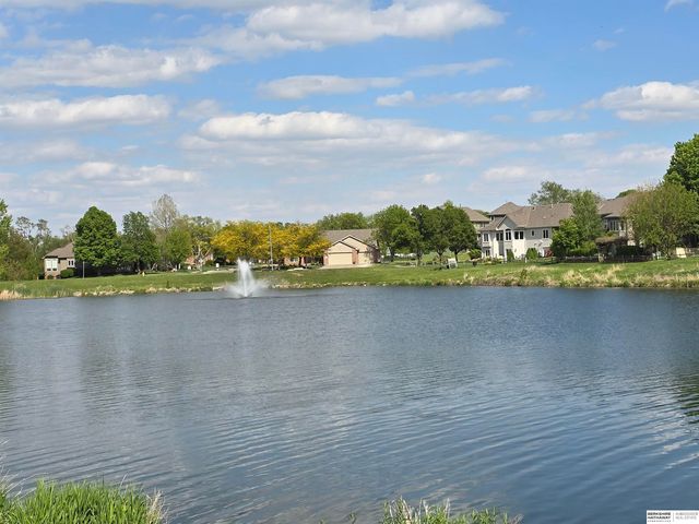 18422 Ontario Street, Omaha, NE 68130