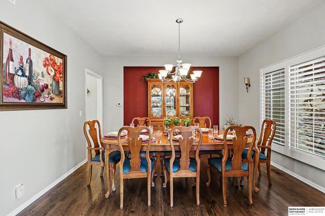 18422 Ontario Street, Omaha, NE 68130