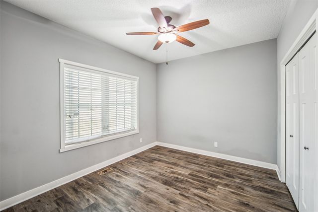 4411 NE Briarwood Drive, Ankeny, IA 50021