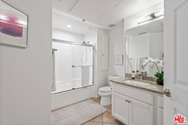 13075 Pacific Promenade 202, Los Angeles, CA 90094