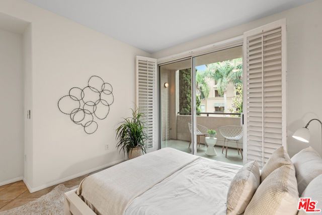 13075 Pacific Promenade 202, Los Angeles, CA 90094