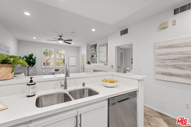 13075 Pacific Promenade 202, Los Angeles, CA 90094