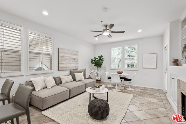 13075 Pacific Promenade 202, Los Angeles, CA 90094
