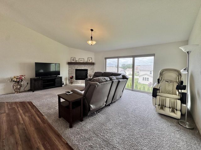 411 Rosewood COURT, Lake Mills, WI 53551