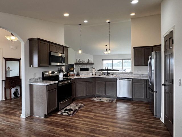 411 Rosewood COURT, Lake Mills, WI 53551