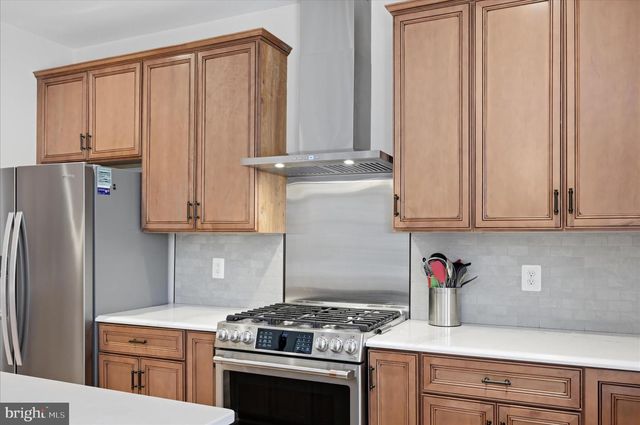 514 SLEIGH DR, Cross Junction, VA 22625
