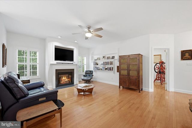 514 SLEIGH DR, Cross Junction, VA 22625