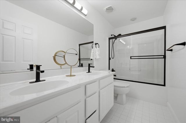 514 SLEIGH DR, Cross Junction, VA 22625